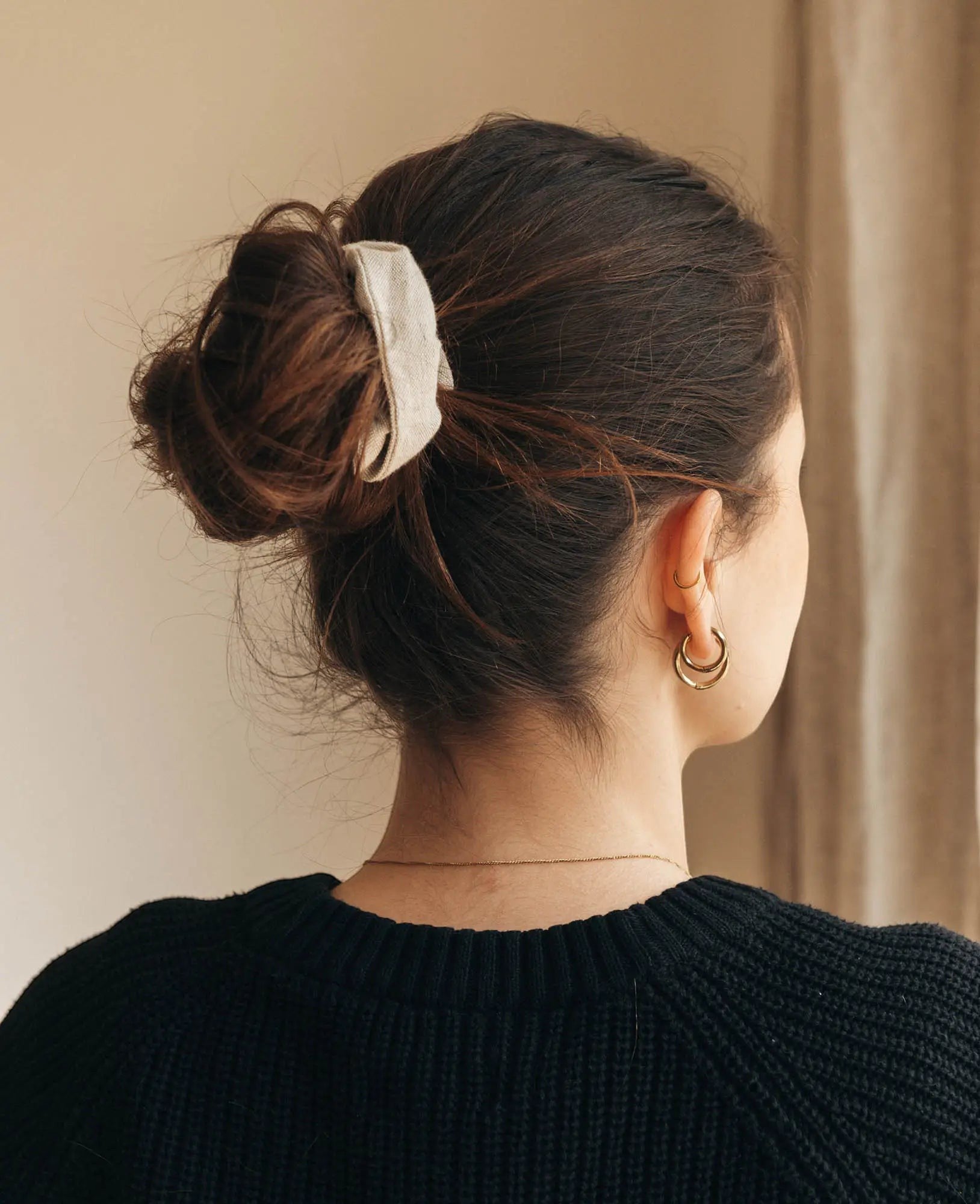 Noya Scrunchie Set, Haargummi aus Stoff, Gestreift & Beige
