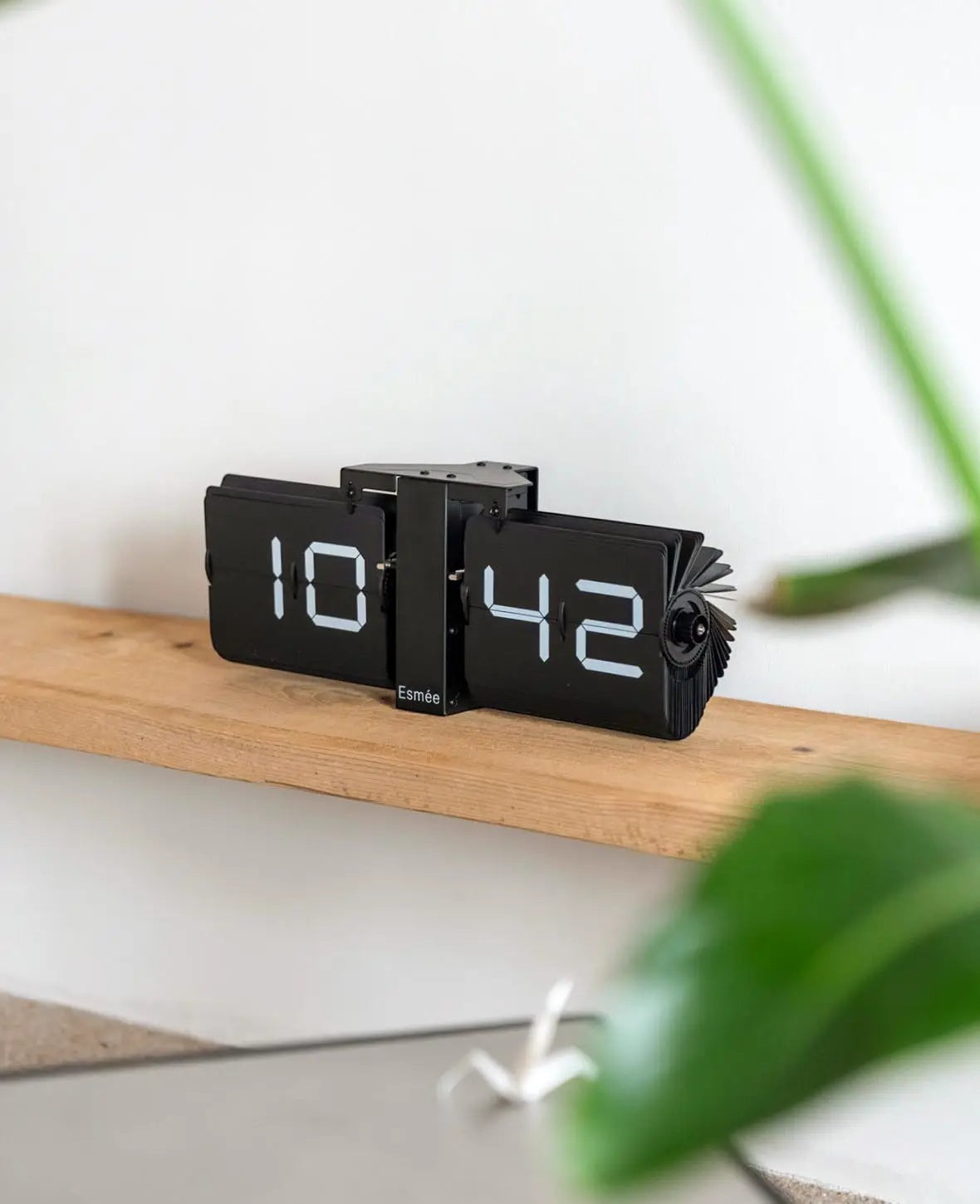 Matt schwarze Flip Clock Wanduhr
