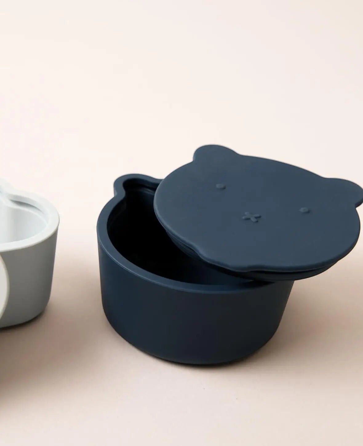 Kinder Lunchbox Set / Snackbox / Aufbewahrungsdosen in Wolken und Bärenform, aus Silikon in Hellblau / Dunkelblau