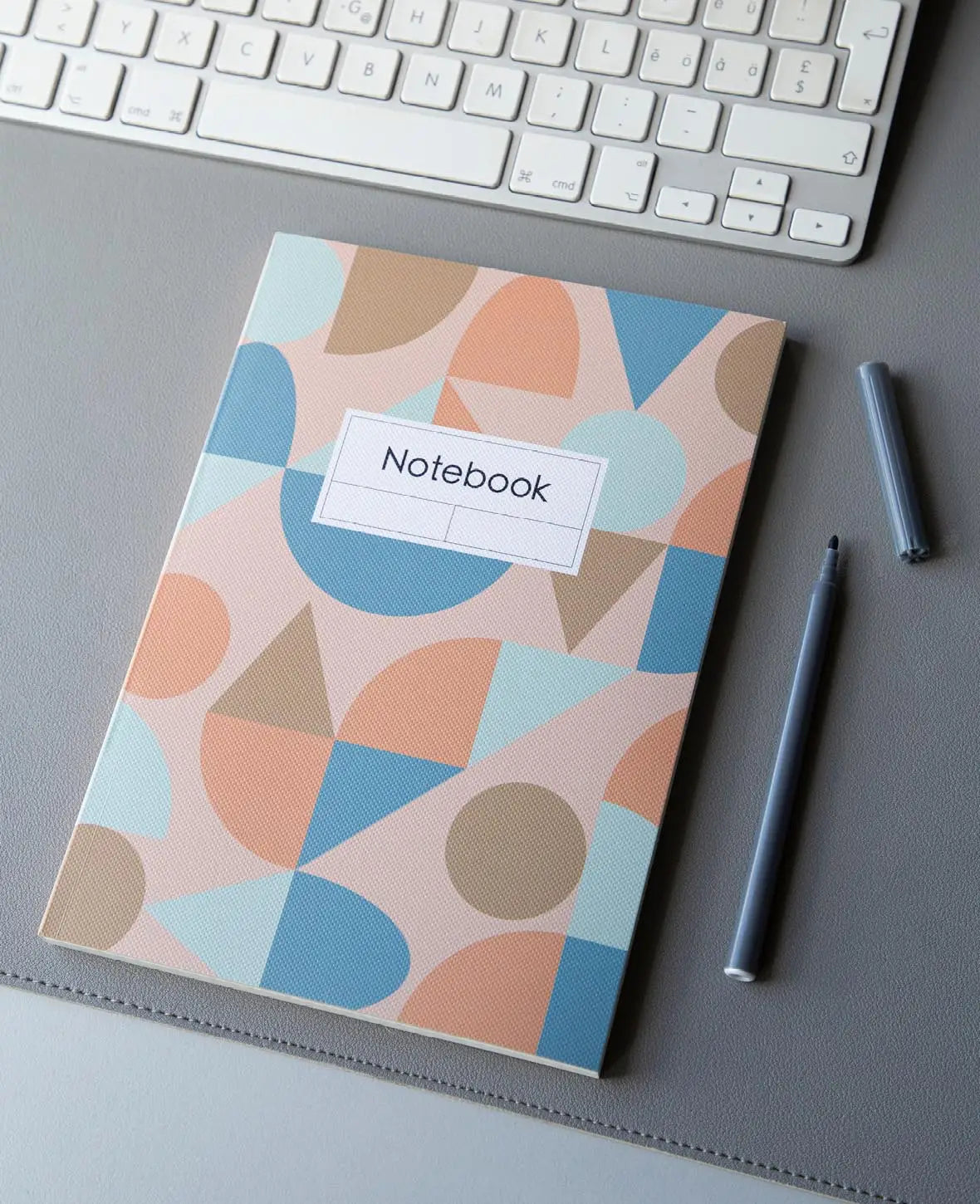 Notebook, A5, Notizheft mit karierten Blättern in grafischen Design, rosa, 80 g, 148 x 210 mm, 80 Blatt