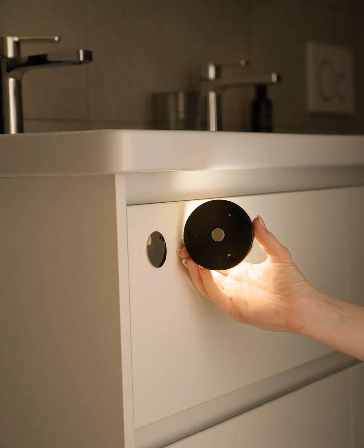 Magnetisches, kabelloses LED Nachtlicht mit Bewegungssensor, Warmweiss, 3 Stk.