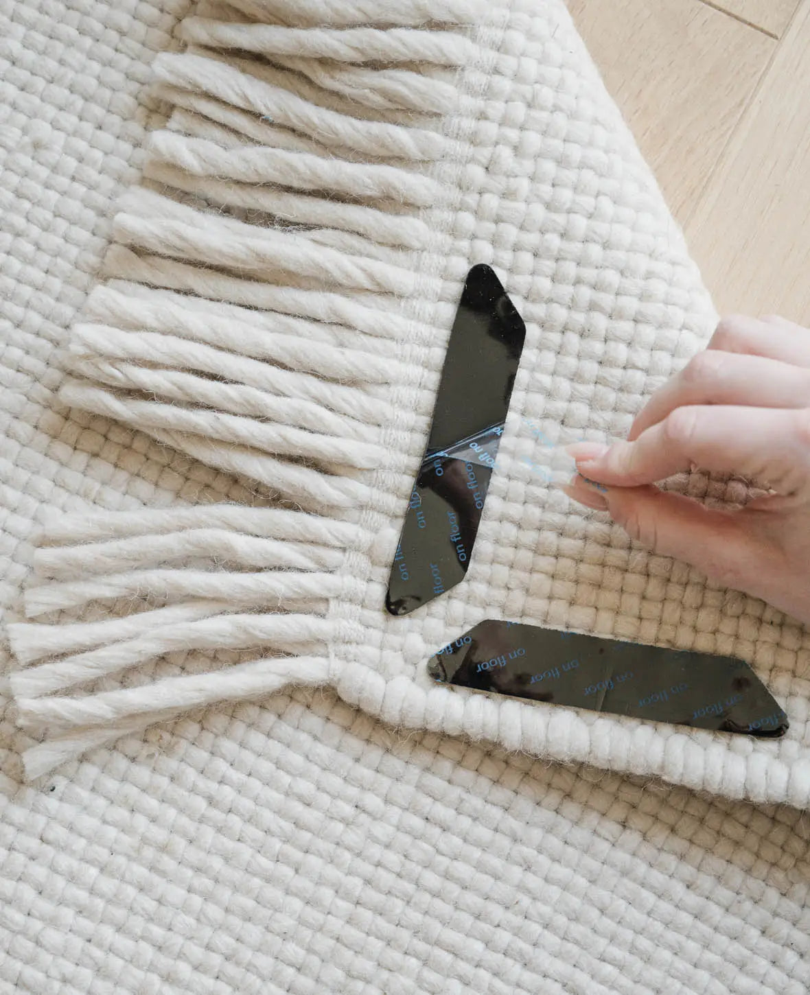 Anti-Rutsch Silikon Pad für Fussmatte / Teppich / Kissen – Schwarz, 8 Stk.