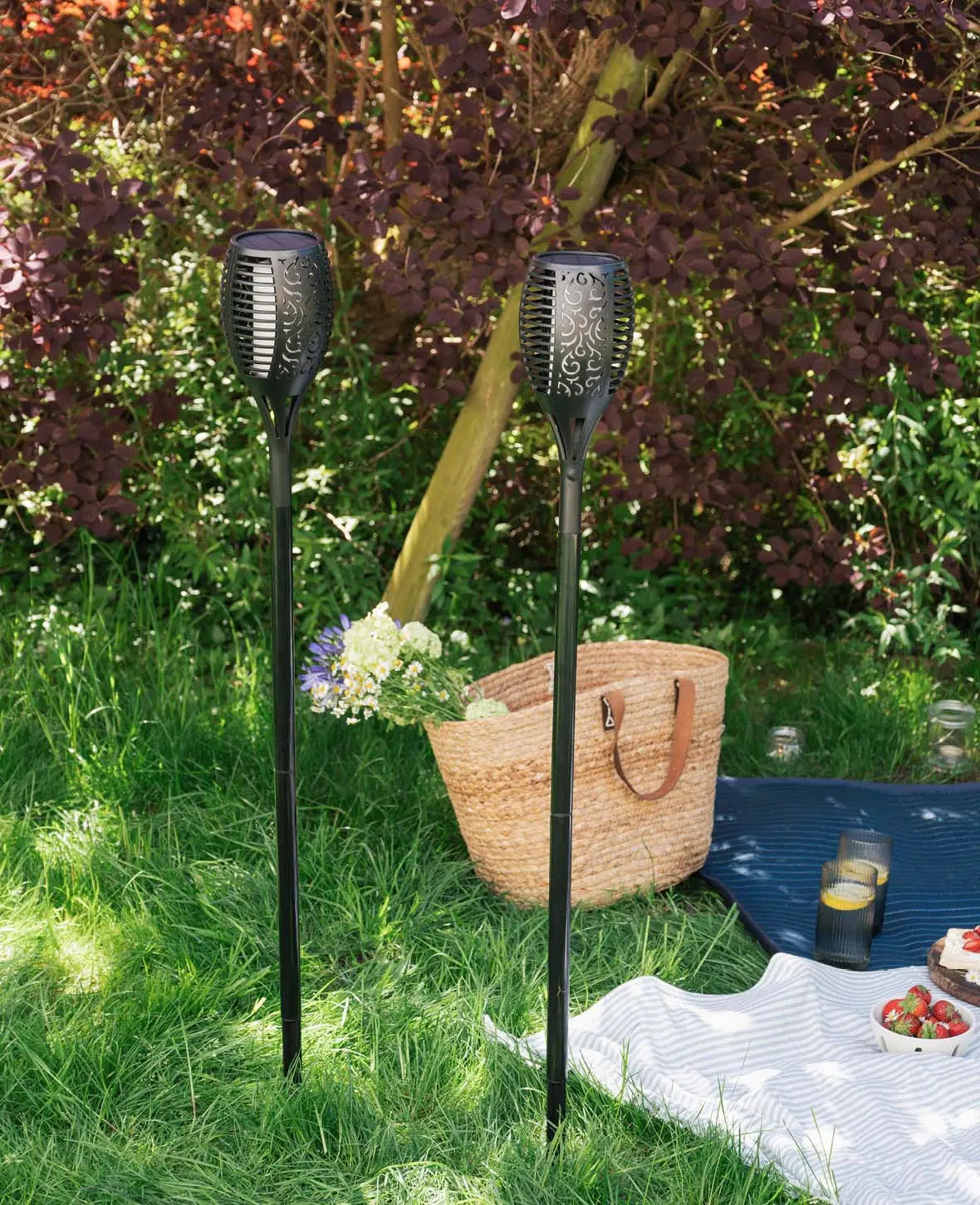 Flackernde Outdoor LED Solar Gartenfackel – Warmweisses Licht
