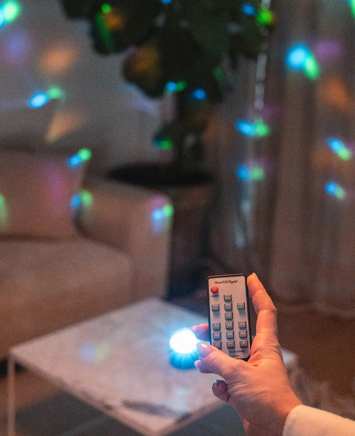 Soundgesteuerte 6W LED Discokugel Partylicht mit Fernbedienung