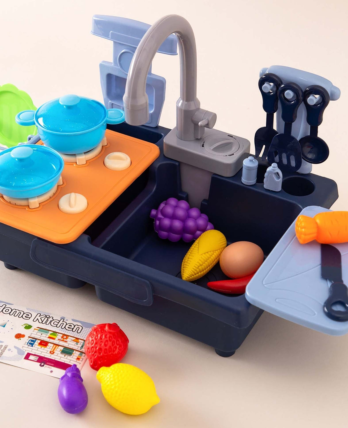 Küchenspielset mit fliessendem Wasser + Töpfe / Kochlöffel, 21-tlg.