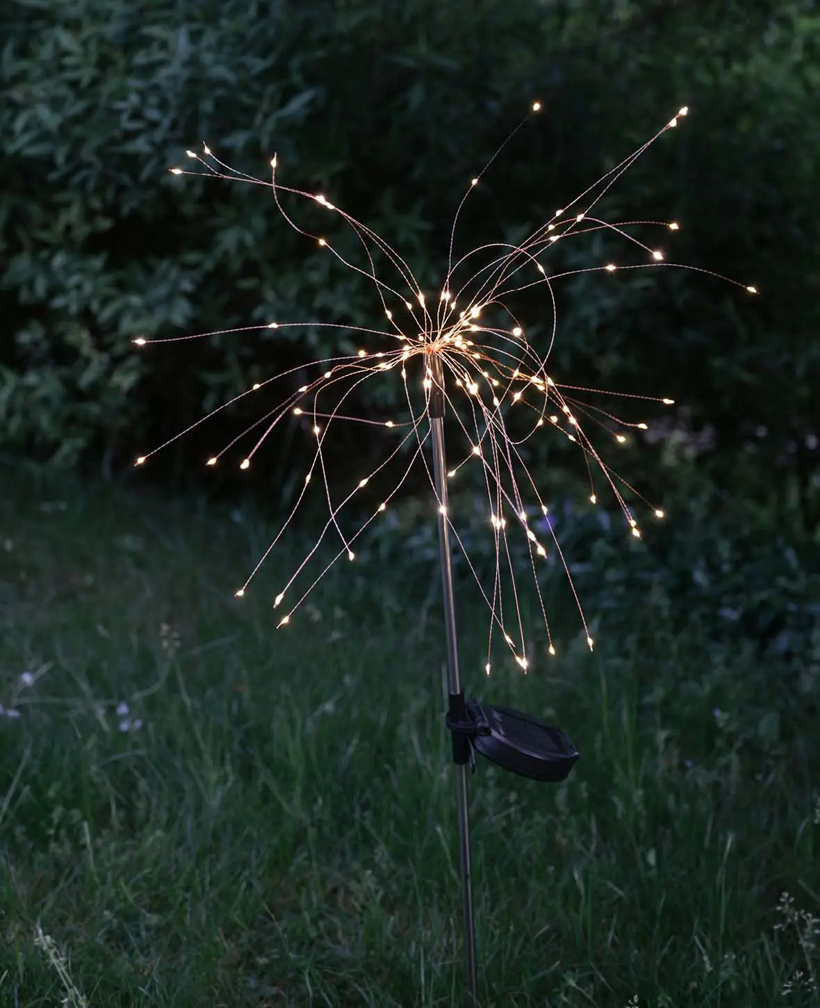 Outdoor LED Solar Gartenleuchte mit Erdspies - Warmweiss