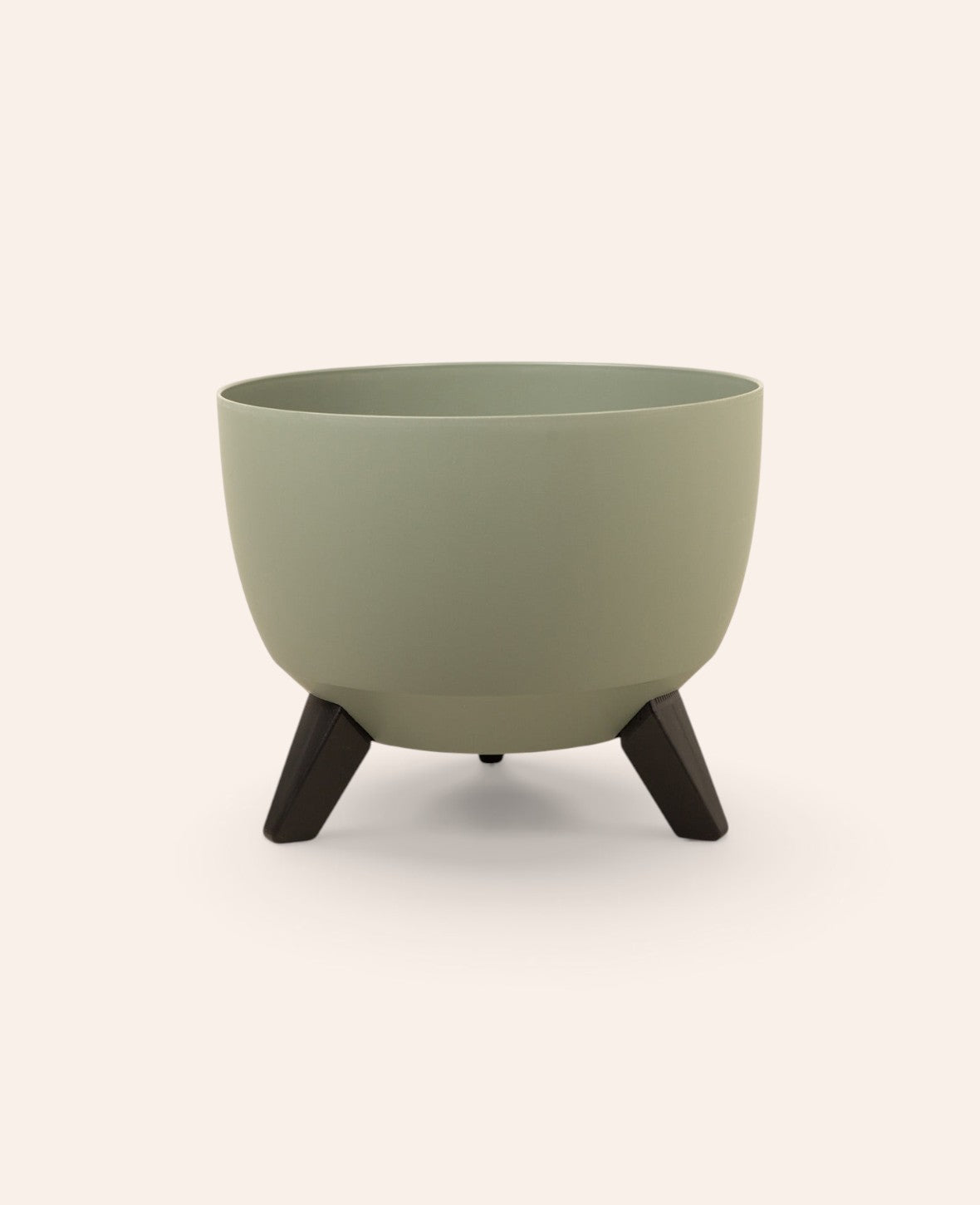 Esmée Blumentopf Doppio in Oliv aus recyceltem Kunststoff mit modernen schwarzen Füssen, Durchmesser 29 cm