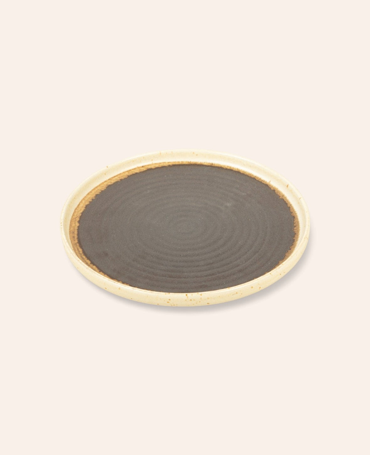 Esmée Essteller aus Porzellan in Schwarz mit hellem Rand, handgefertigte Optik, 27 cm Durchmesser
