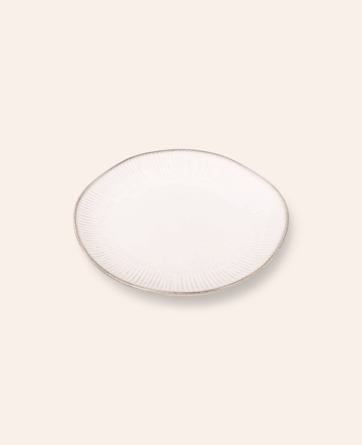 Esmée Nusa Frühstücksteller aus Steingut in Off White mit feinem Rillenmuster, 20,5 cm Durchmesser