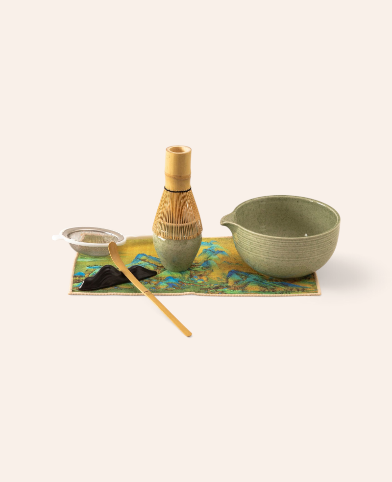 Esmée 7-teiliges Matcha Tee Set mit grüner Keramikschale, Bambusbesen, Halterungen, Sieb und Tuch für Teezeremonien