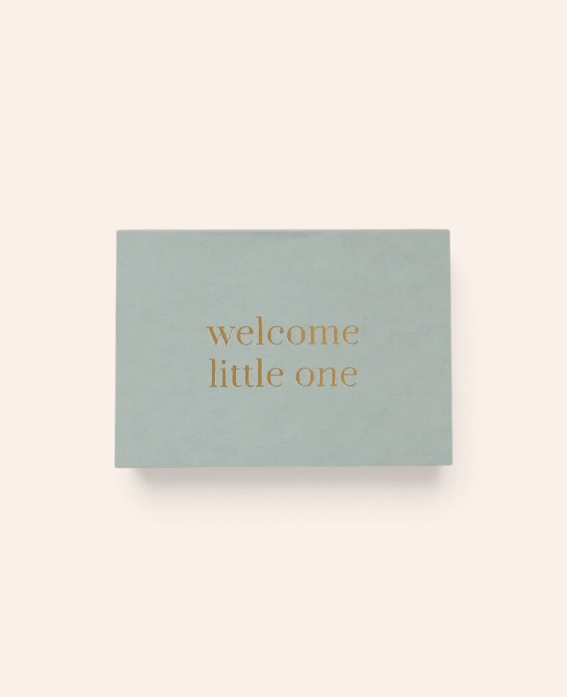 Esmée Klappkarte in Mint mit goldener welcome little one Prägung zur Geburt auf hochwertigem Naturpapier