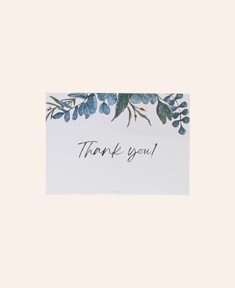 Esmée Postkarte Thank you mit blauem Eukalyptus-Blumenmotiv auf weißem Hintergrund