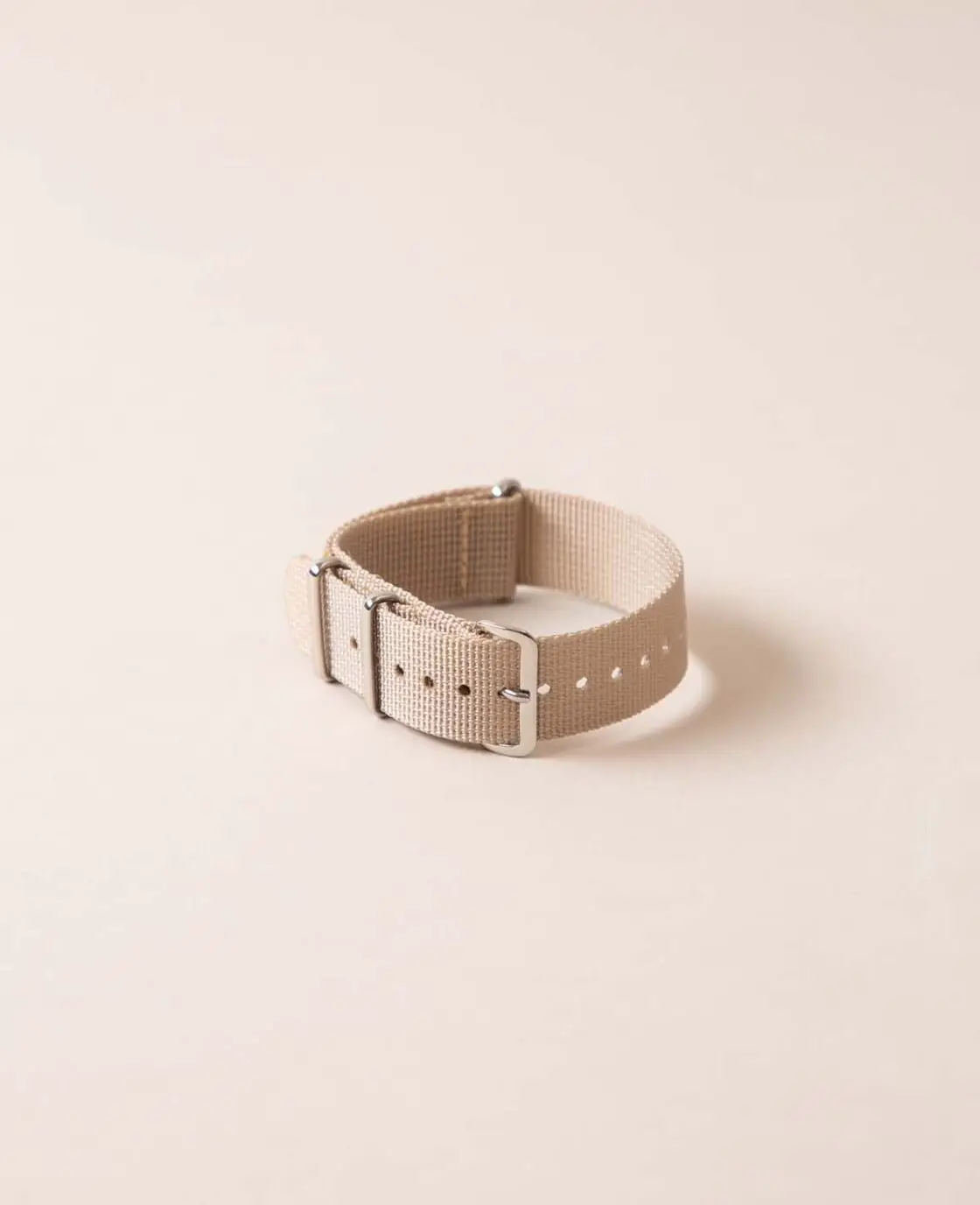 160.165.01_Nato Strap Beige_